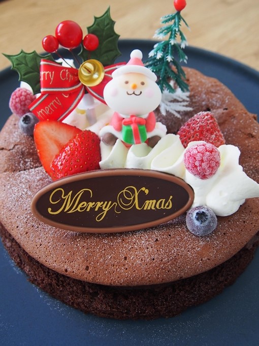 クリスマスケーキのご紹介 ガトーショコラ 名古屋市緑区のケーキ屋さん お菓子の贈りもの めい